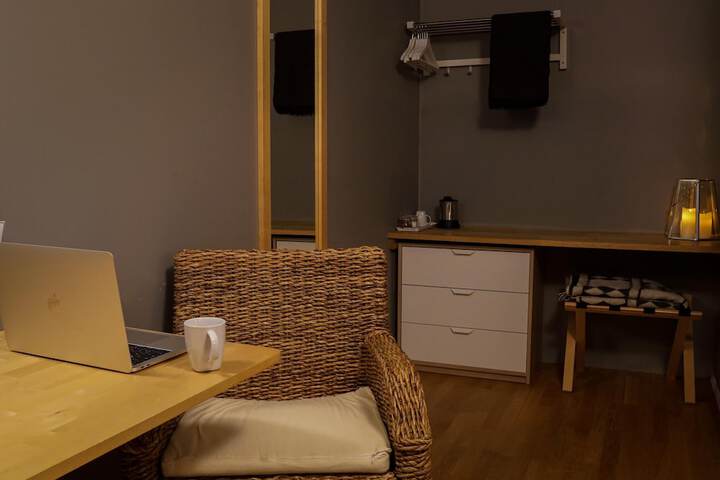 Room 6 of 59