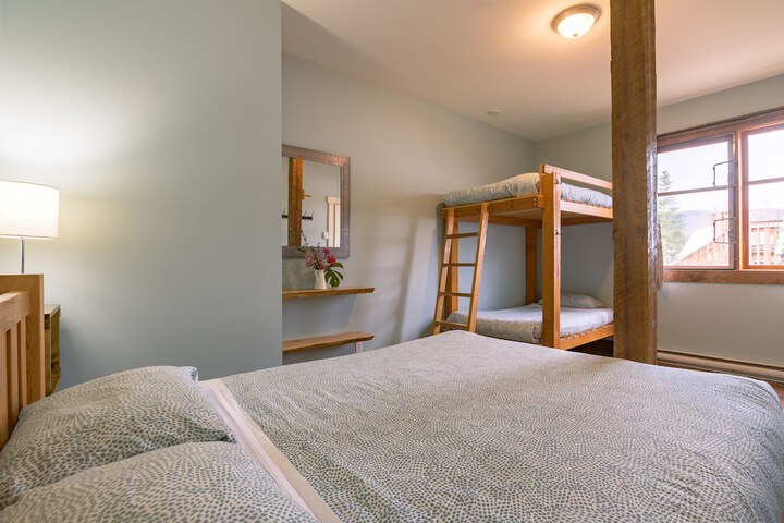 Room 6 of 14