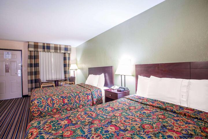 2 Double Beds (2 of 2)
