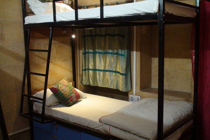 Room 14 of 41