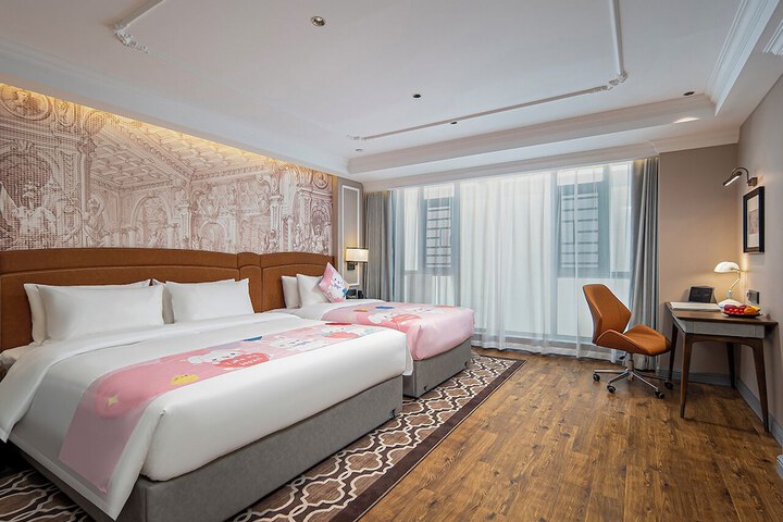 Room 15 of 31