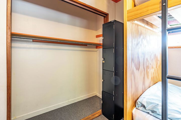 Room 20 of 53