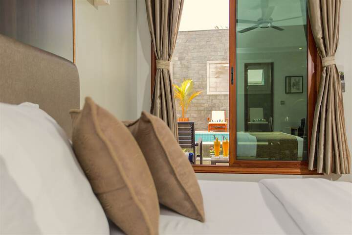 Room 12 of 50