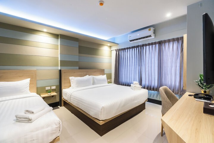 Room 7 of 24