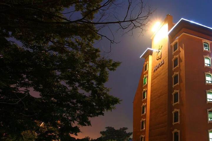 Hotel 48 of 49