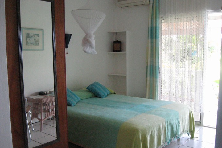 Room 14 of 108
