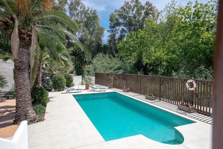 Pool 28 of 47