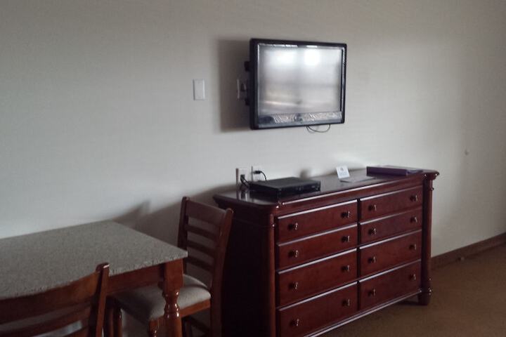 Room 18 of 26