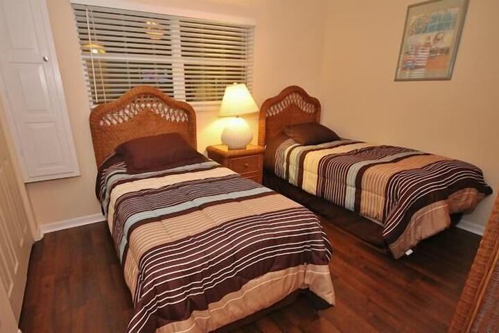 Room 38 of 264