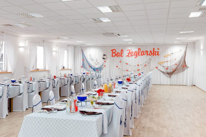 Ballroom/Hall 24 of 39