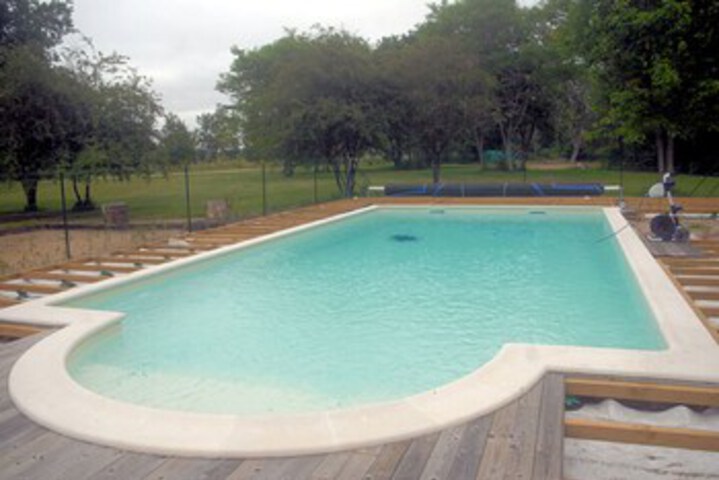 Pool 9 of 22