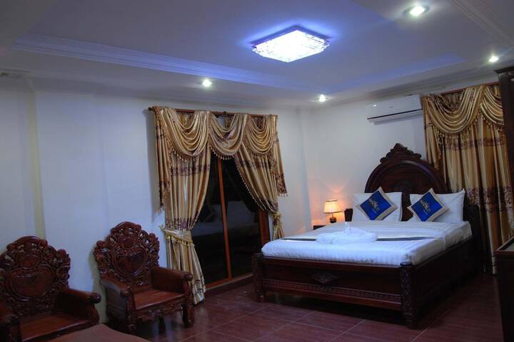 Room 26 of 37