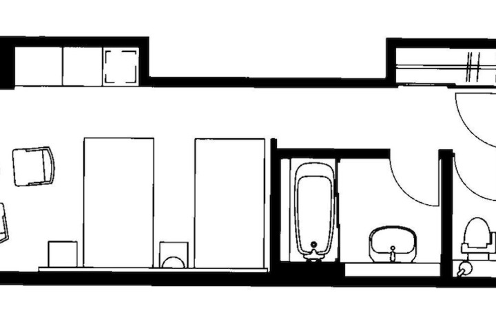 Room 7 of 105