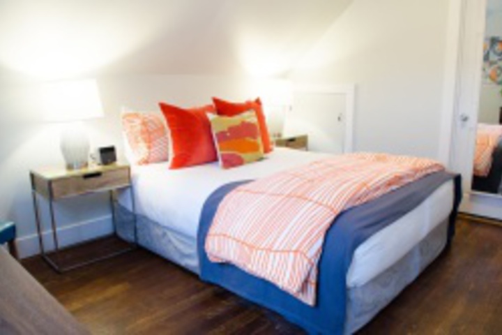 Room 499 of 671
