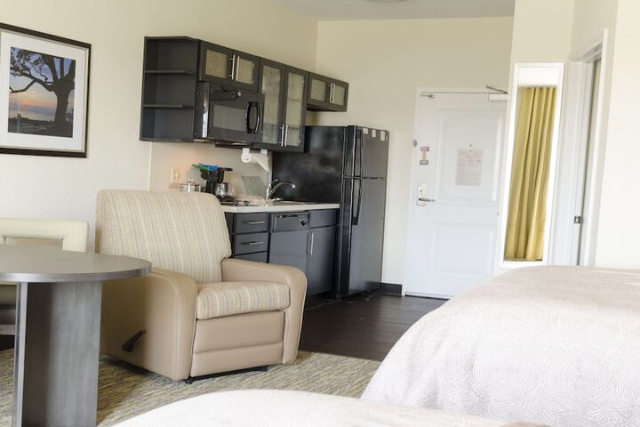 2 Queen Studio Suite (4 of 7)