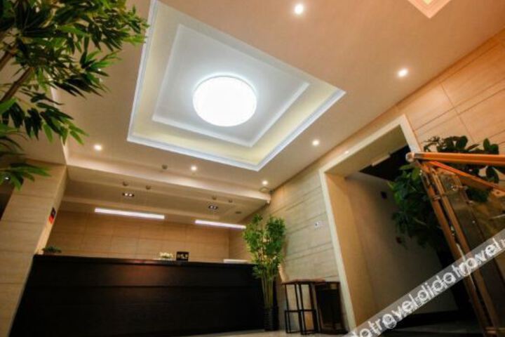 Hotel Interior 11 of 24