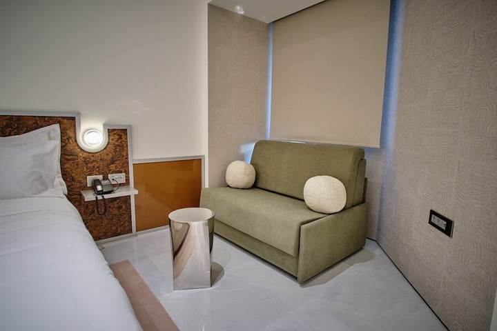 Room 38 of 67