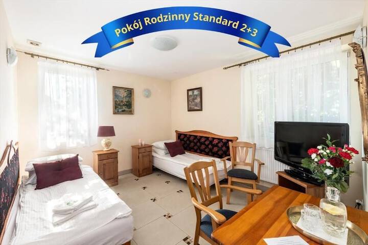 Room 6 of 52