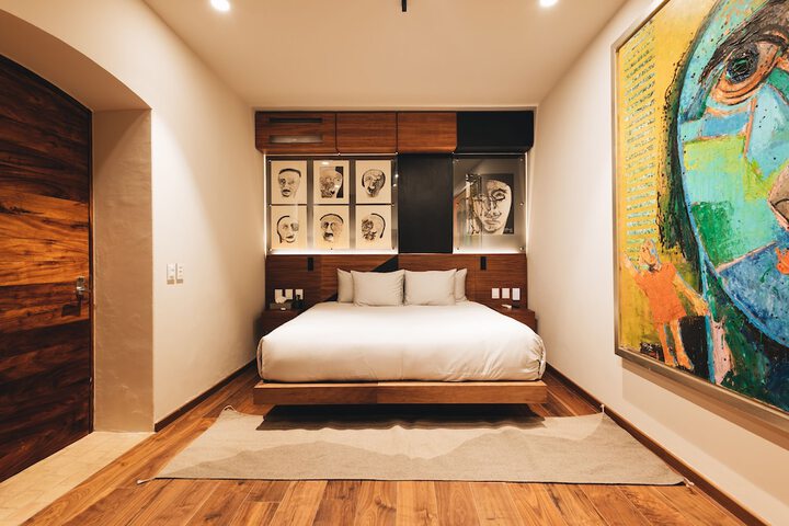 Room 12 of 78