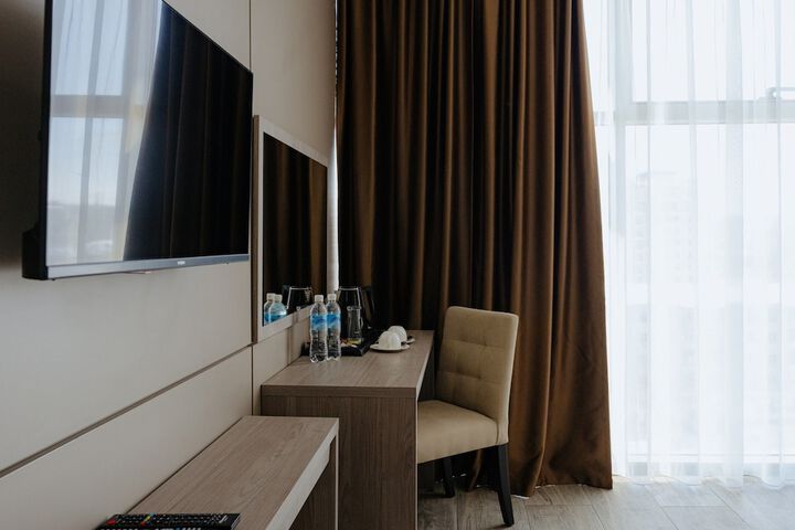 Room 41 of 80