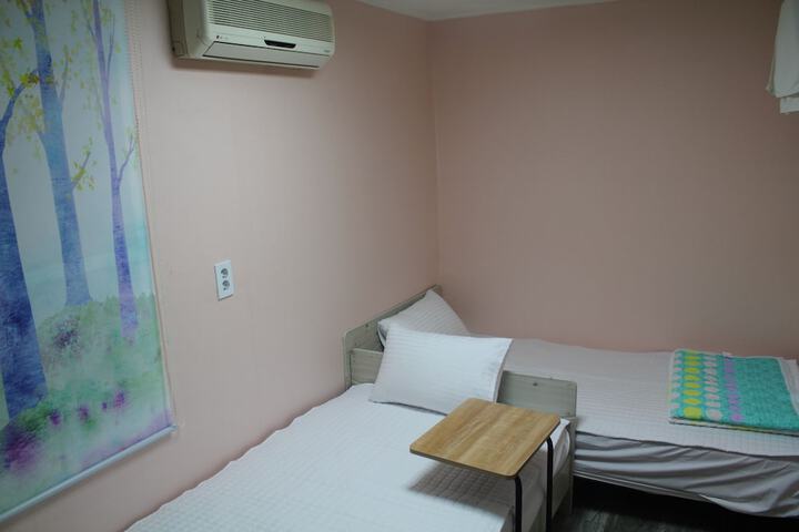 Room 5 of 55