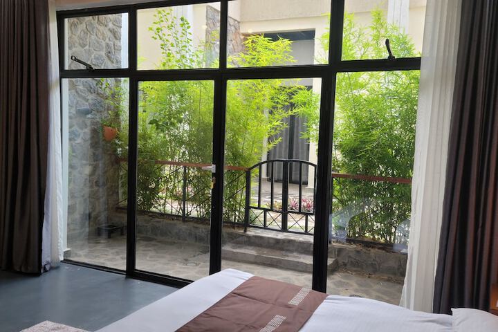 Room 26 of 121