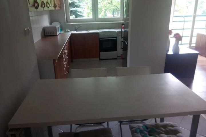 Room 3 of 8