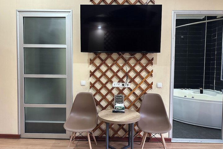 Room 17 of 61