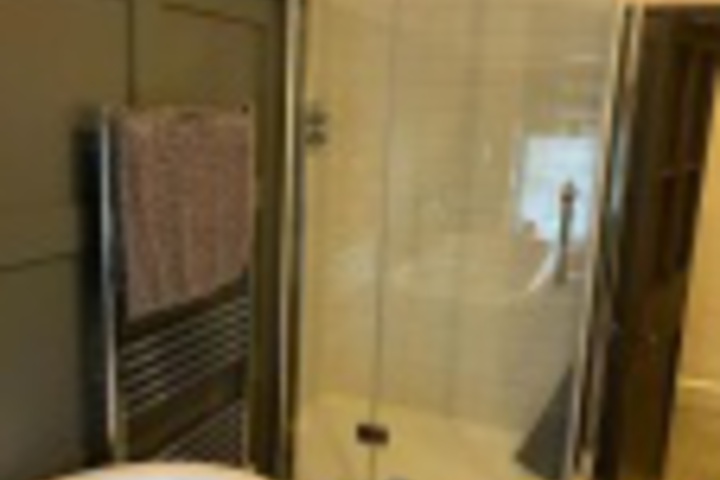 Room 233 of 312