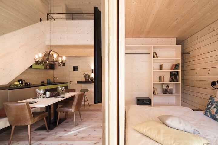 Room 73 of 154