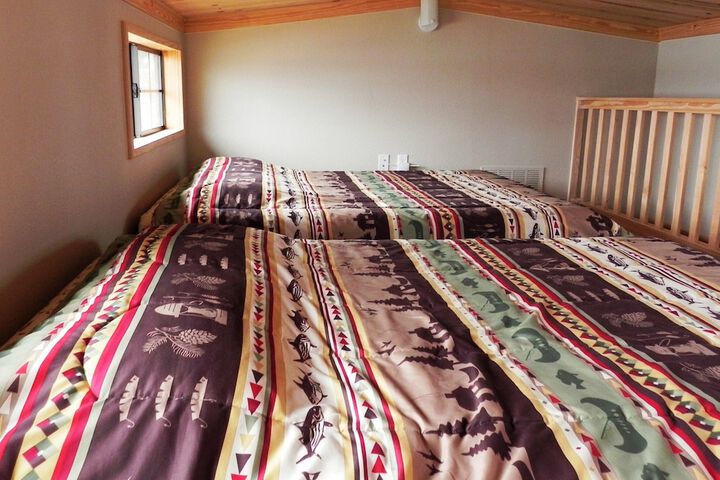 Room 28 of 149