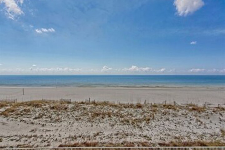Beach 33 of 86