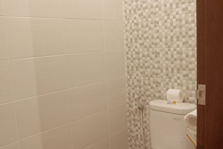 Room 19 of 28