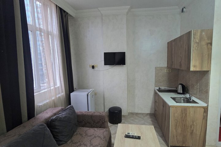 Room 37 of 59