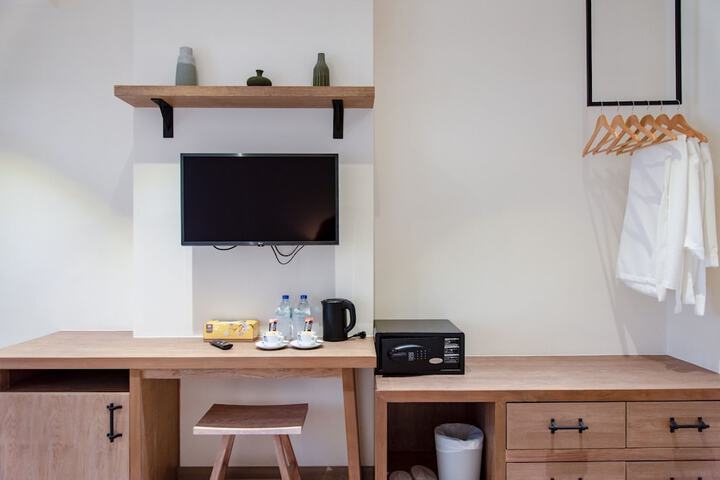 Room 20 of 105
