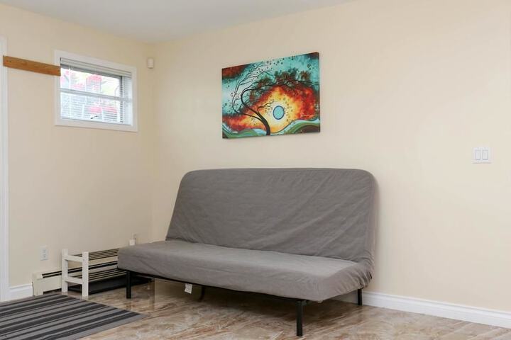 Room 14 of 27