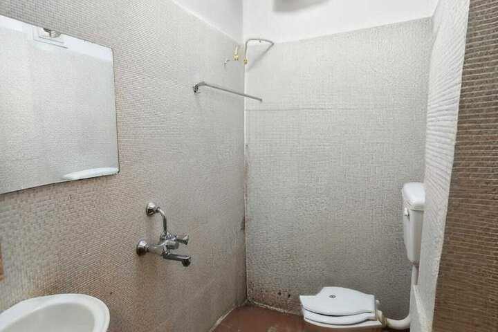 Room 67 of 83