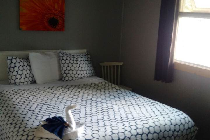 Room 28 of 59