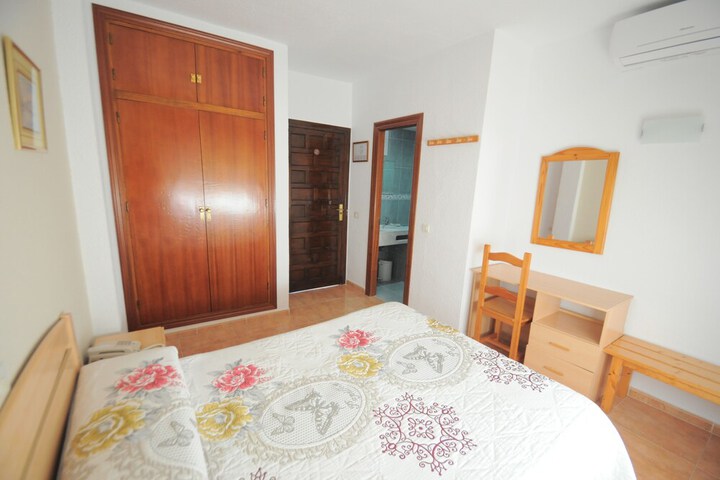 Room 15 of 40
