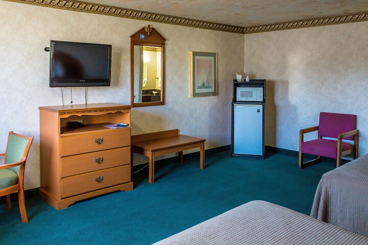 Room 8 of 21