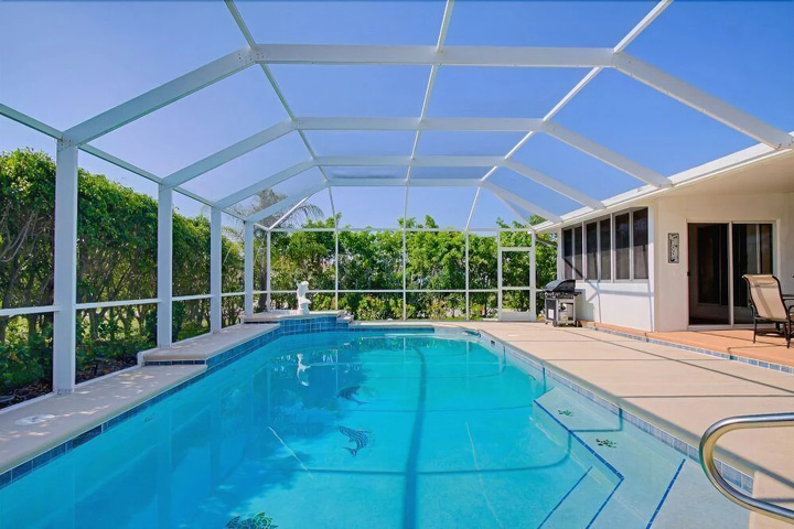 Pool 9 of 15