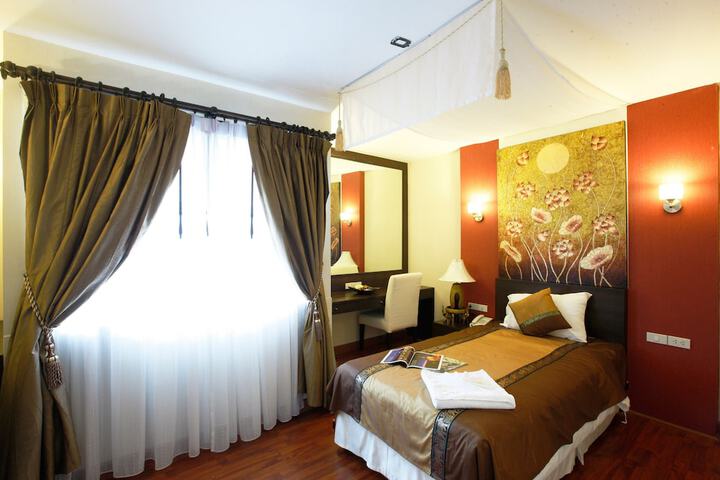 Room 19 of 41