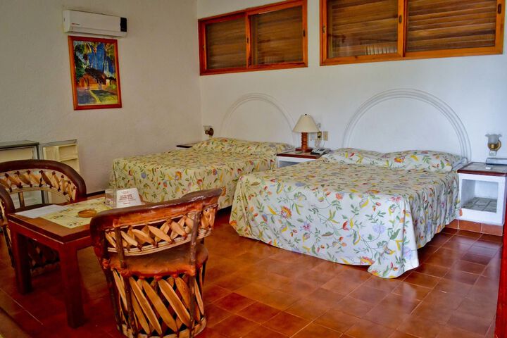 Room 26 of 75