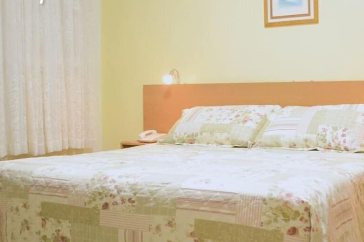 Room 14 of 25