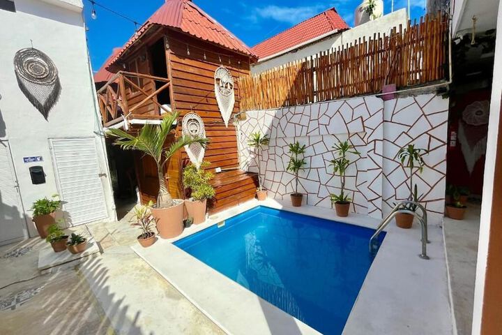 Pool 39 of 56