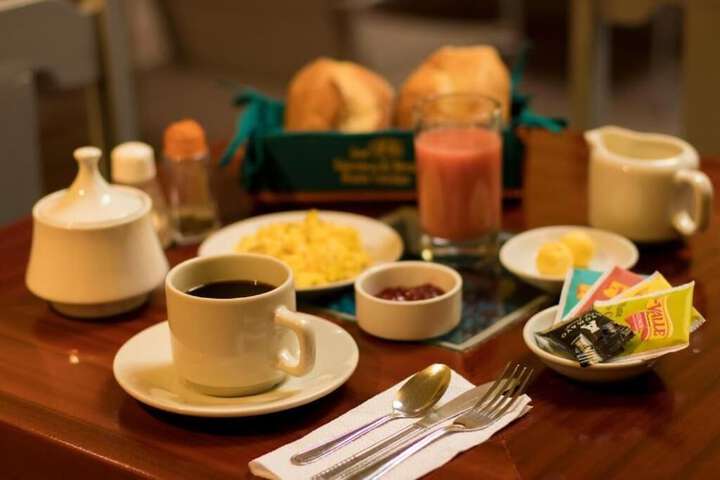 Breakfast/Coffee Service 50 of 61