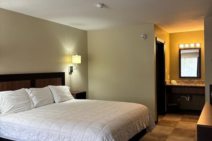 Room 10 of 45