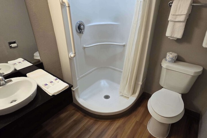 Room 20 of 42
