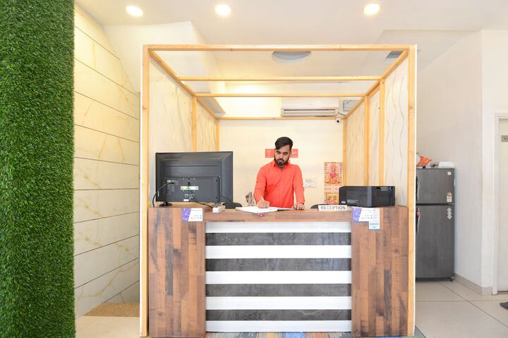 OYO 30999 HOTEL VAISHNO
