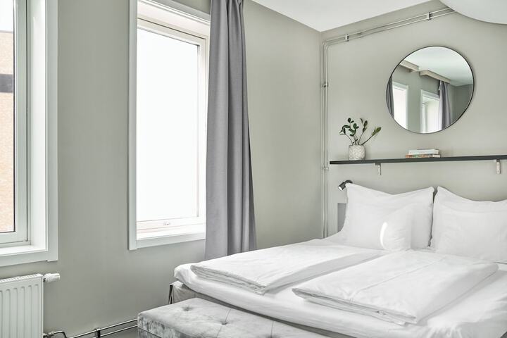 Room 15 of 34